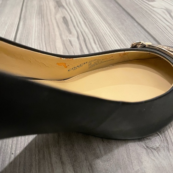 Coach Pointed Toe Kitten Heel pumps - Picture 4 of 7